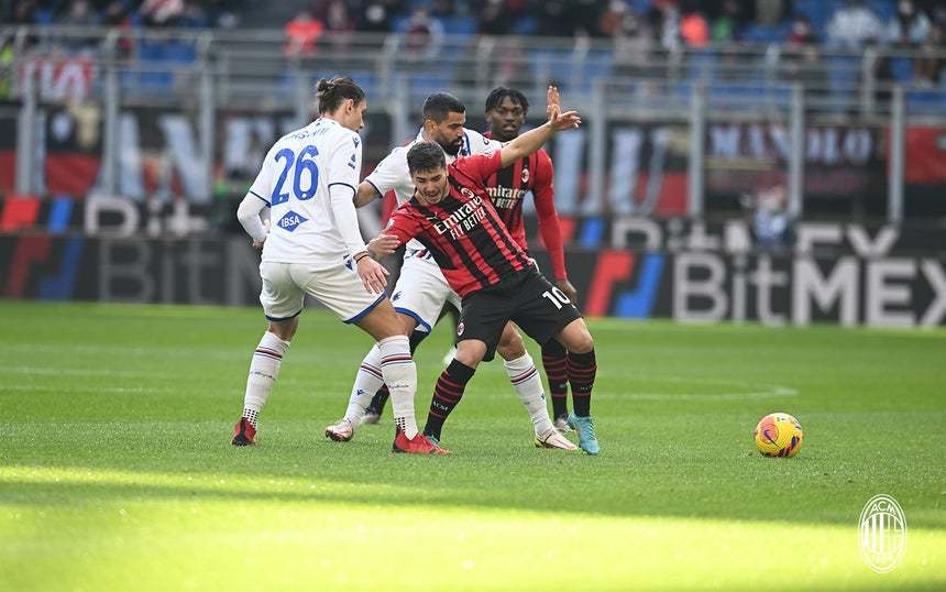  尤文图斯绝杀国际米兰登顶积分榜  